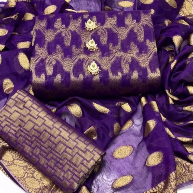 Beautiful Jacquard 3 Piece unstitched suite